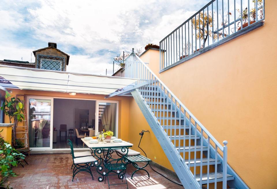 Vittoria Terrace Penthouse At The Spanish Steps Apartment *