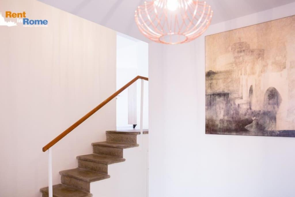 Vittoria Terrace Penthouse At The Spanish Steps Apartment *